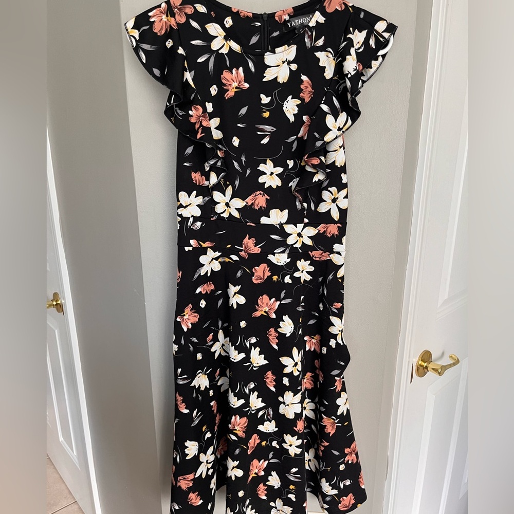 Amazon Dresses - Picture 7 of 8